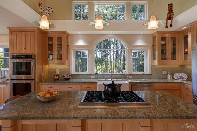 2680 Lawndale Rd, Kenwood, CA 95452