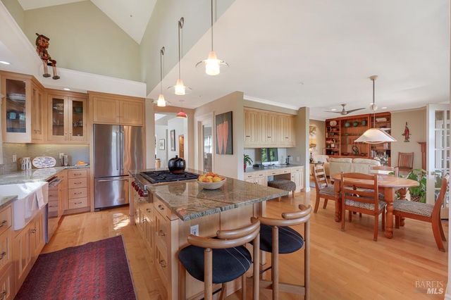 2680 Lawndale Rd, Kenwood, CA 95452