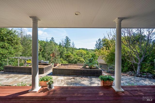 2680 Lawndale Rd, Kenwood, CA 95452