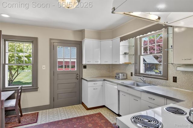 1404 Wakefield Avenue, Ann Arbor, MI 48103