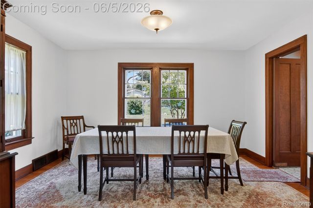 1404 Wakefield Avenue, Ann Arbor, MI 48103