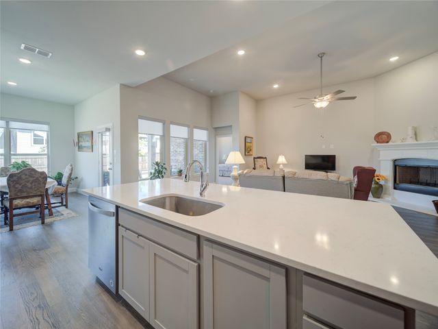 1112 Diamond Dove Drive, Little Elm, TX 75068