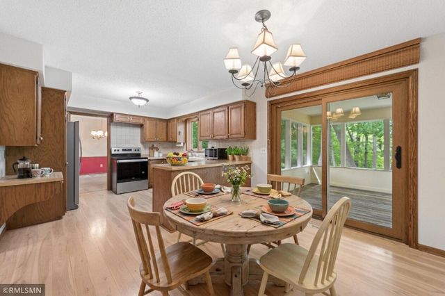 11730 27th Avenue N, Plymouth, MN 55441