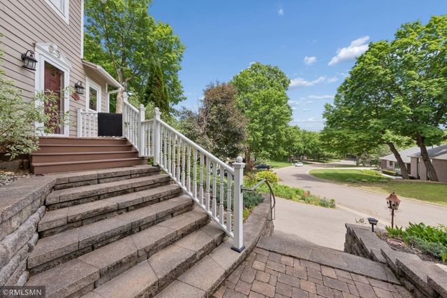 11730 27th Avenue N, Plymouth, MN 55441