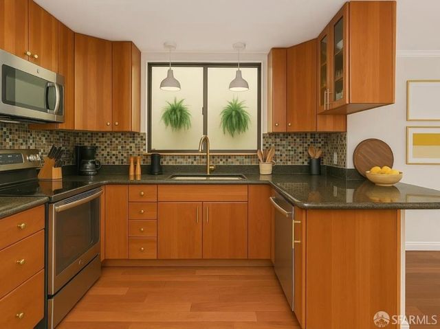 1365 Scott Street 1, San Francisco, CA 94115