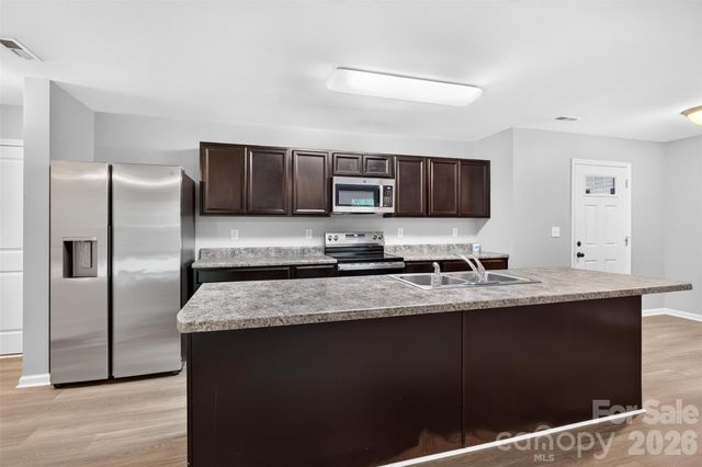1648 Hooper Court, Charlotte, NC 28212