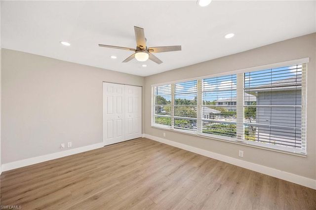 707 Neapolitan WAY 707, Naples, FL 34103
