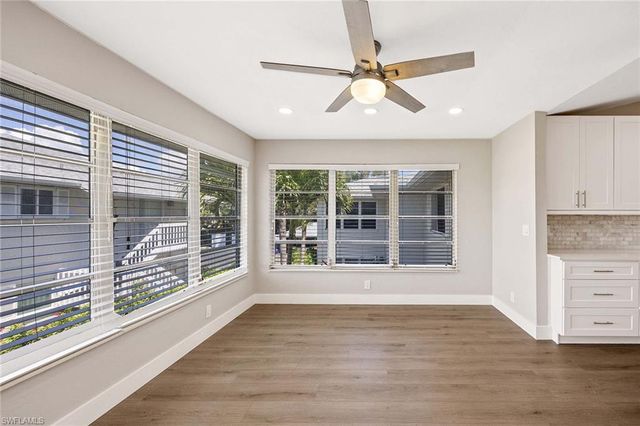 707 Neapolitan WAY 707, Naples, FL 34103