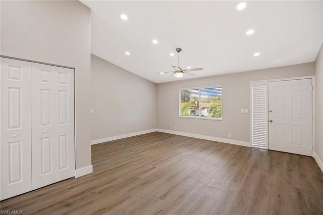 707 Neapolitan WAY 707, Naples, FL 34103