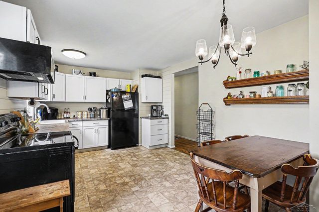 4509 Cadillac Place, Saginaw, MI 48604