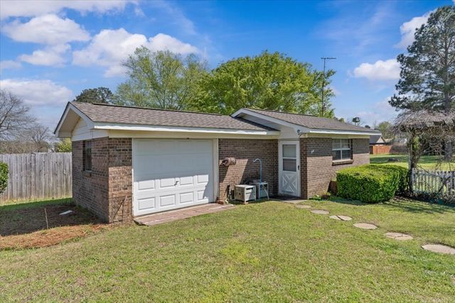 203 Dogwood Avenue, Columbia, AL 36319