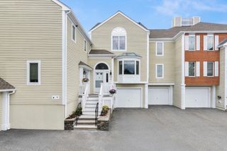 118 Abington Rd 118, Danvers, MA 01923