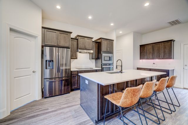 1006 Chisolm Trl, Goodlettsville, TN 37072