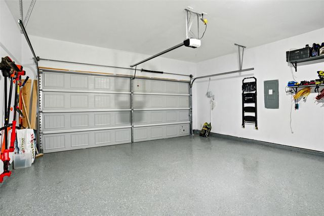 1333 Almond Road, Azle, TX 76020