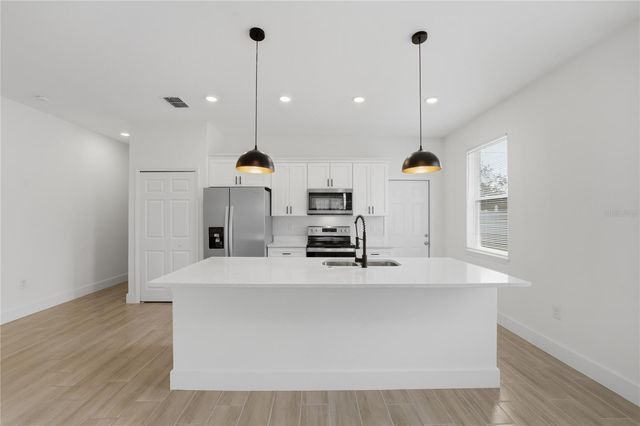 535 MARION OAKS LANE, Ocala, FL 34473