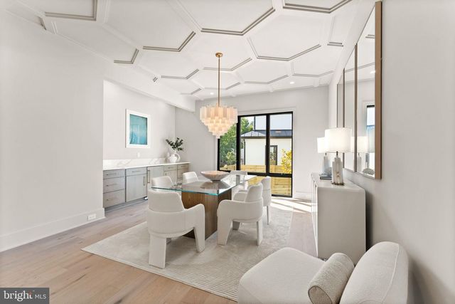 917 TIMBER LN SW, Vienna, VA 22180