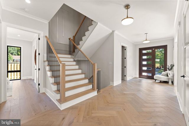 917 TIMBER LN SW, Vienna, VA 22180