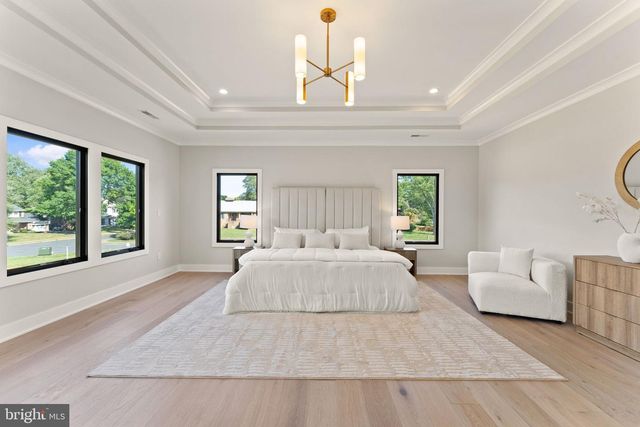 917 TIMBER LN SW, Vienna, VA 22180