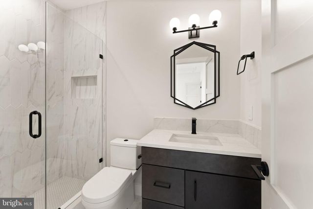 917 TIMBER LN SW, Vienna, VA 22180