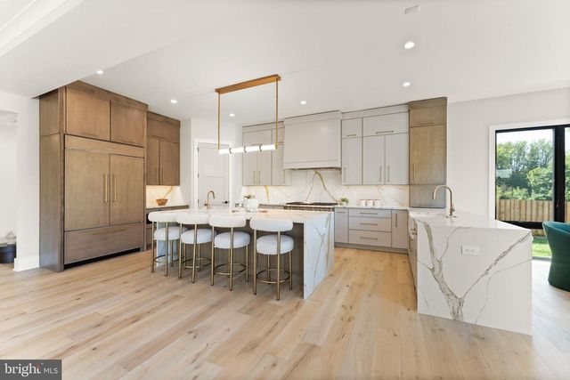 917 TIMBER LN SW, Vienna, VA 22180