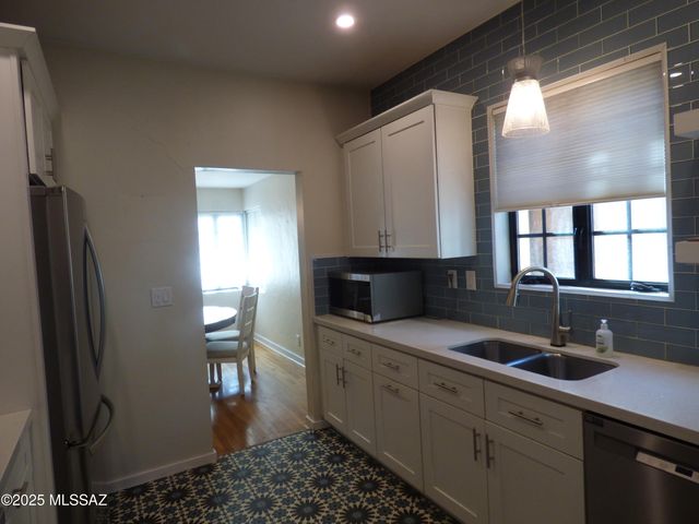 2533 E 3rd Street, Tucson, AZ 85716