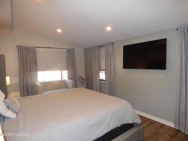 2533 E 3rd Street, Tucson, AZ 85716