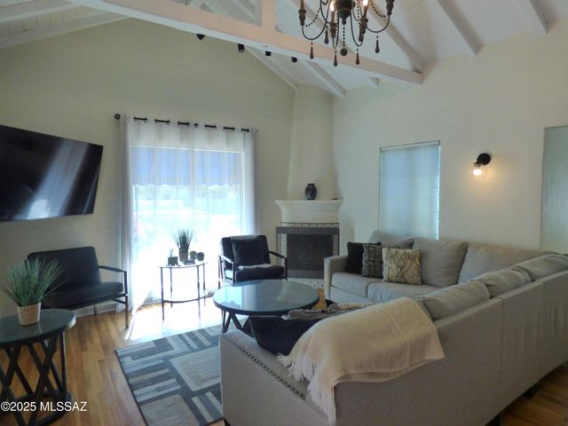 2533 E 3rd Street, Tucson, AZ 85716