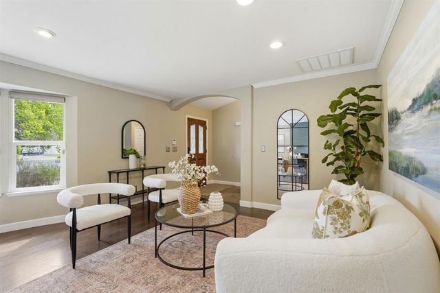 1501 Joby Ln, Sacramento, CA 95864