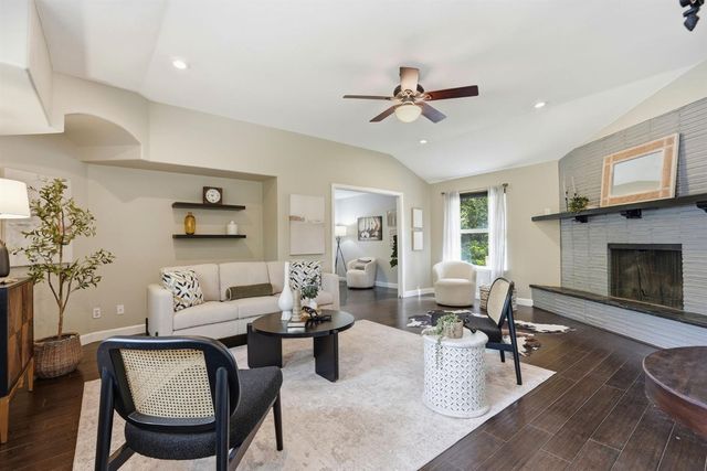 1501 Joby Ln, Sacramento, CA 95864