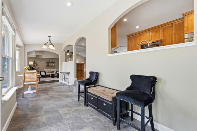 1501 Joby Ln, Sacramento, CA 95864