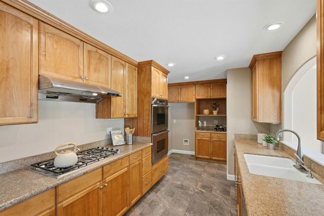 1501 Joby Ln, Sacramento, CA 95864