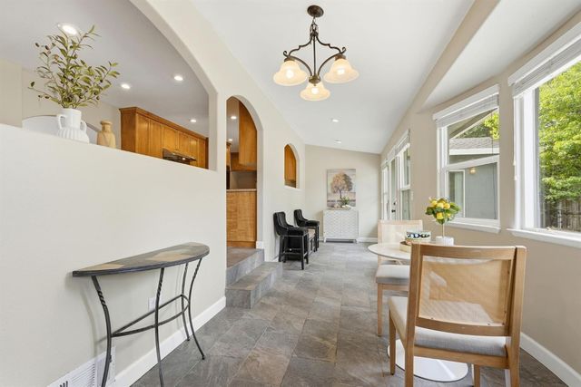 1501 Joby Ln, Sacramento, CA 95864