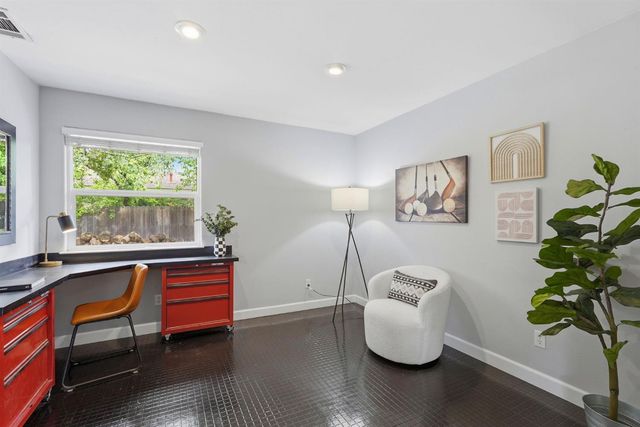 1501 Joby Ln, Sacramento, CA 95864