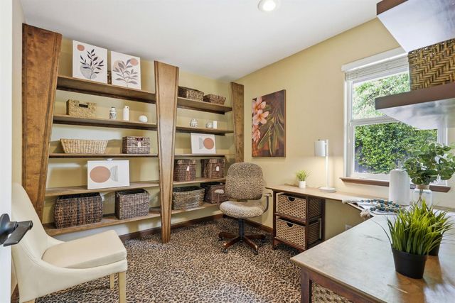 1501 Joby Ln, Sacramento, CA 95864