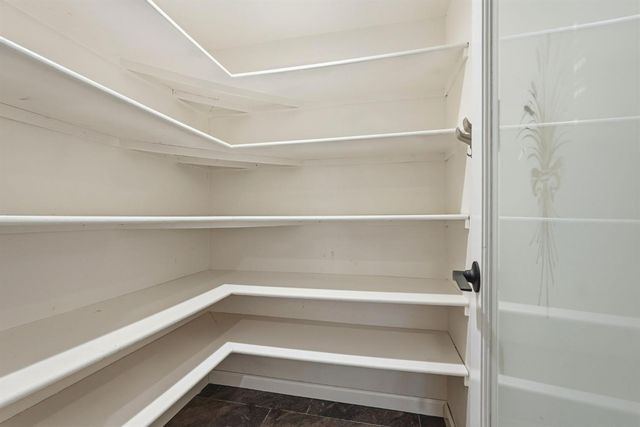 1501 Joby Ln, Sacramento, CA 95864