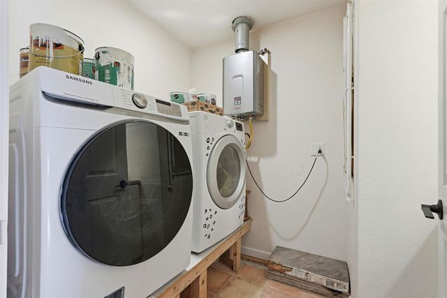 1501 Joby Ln, Sacramento, CA 95864