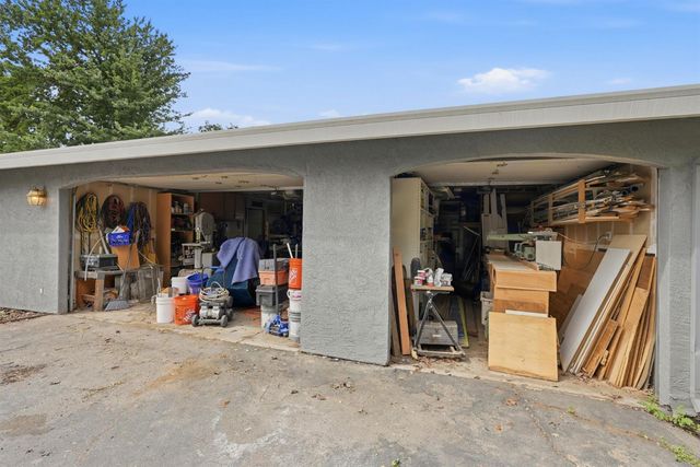 1501 Joby Ln, Sacramento, CA 95864