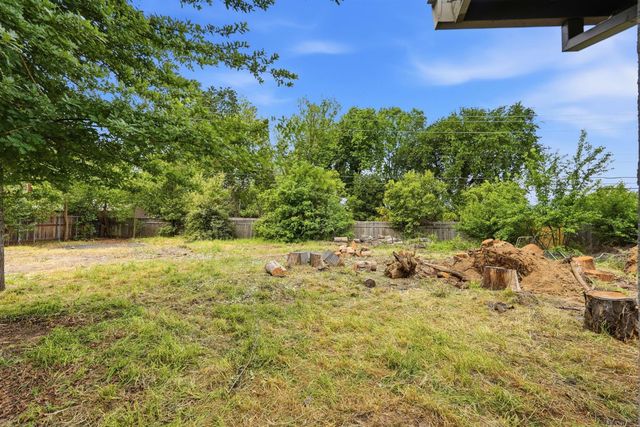 1501 Joby Ln, Sacramento, CA 95864