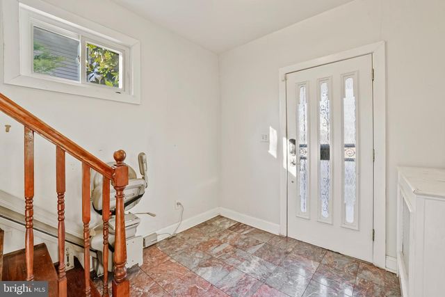 1811 LAWRENCE ST NE, Washington, DC 20018