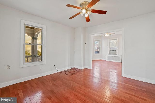 1811 LAWRENCE ST NE, Washington, DC 20018