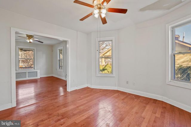 1811 LAWRENCE ST NE, Washington, DC 20018