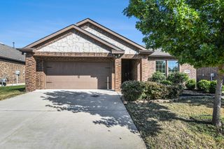 4108 Spur Trail Drive, Denton, TX 76208