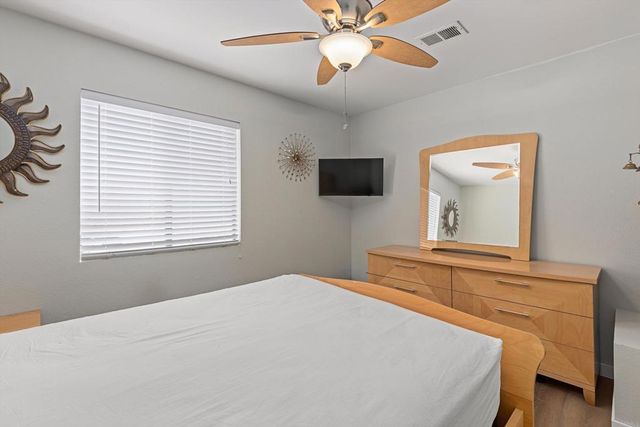 1107 Casa Bonita Way, Vista, CA 92081
