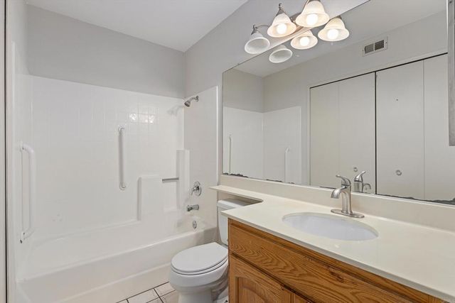 1107 Casa Bonita Way, Vista, CA 92081