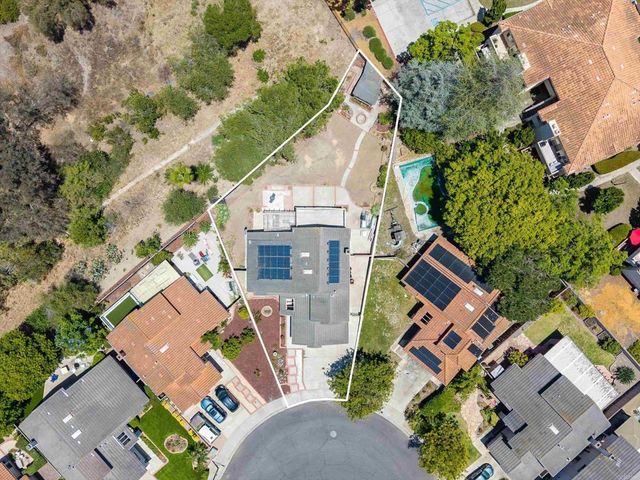 1107 Casa Bonita Way, Vista, CA 92081