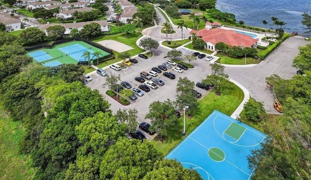 1106 SW 44th Way, Deerfield Beach, FL 33442