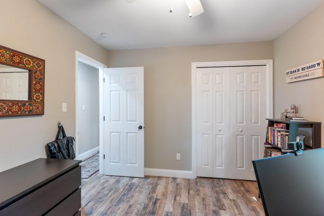 2702 LYNNWOOD DR, Columbia, MO 65203
