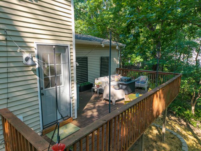 2702 LYNNWOOD DR, Columbia, MO 65203