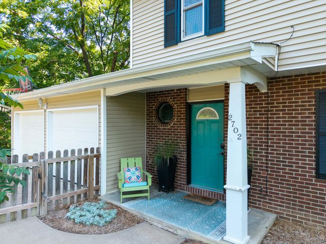2702 LYNNWOOD DR, Columbia, MO 65203
