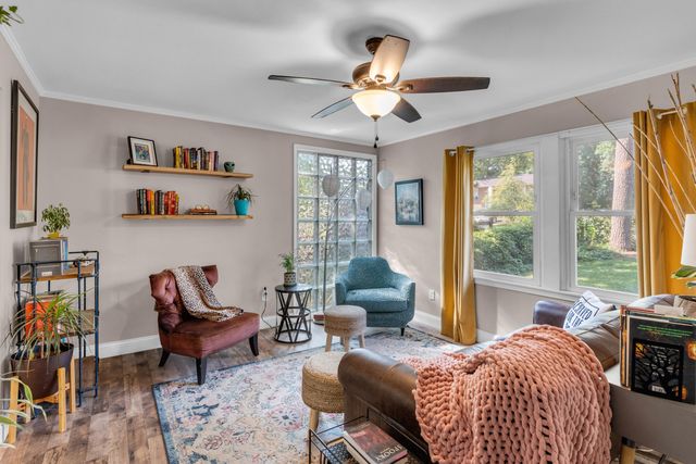 2702 LYNNWOOD DR, Columbia, MO 65203